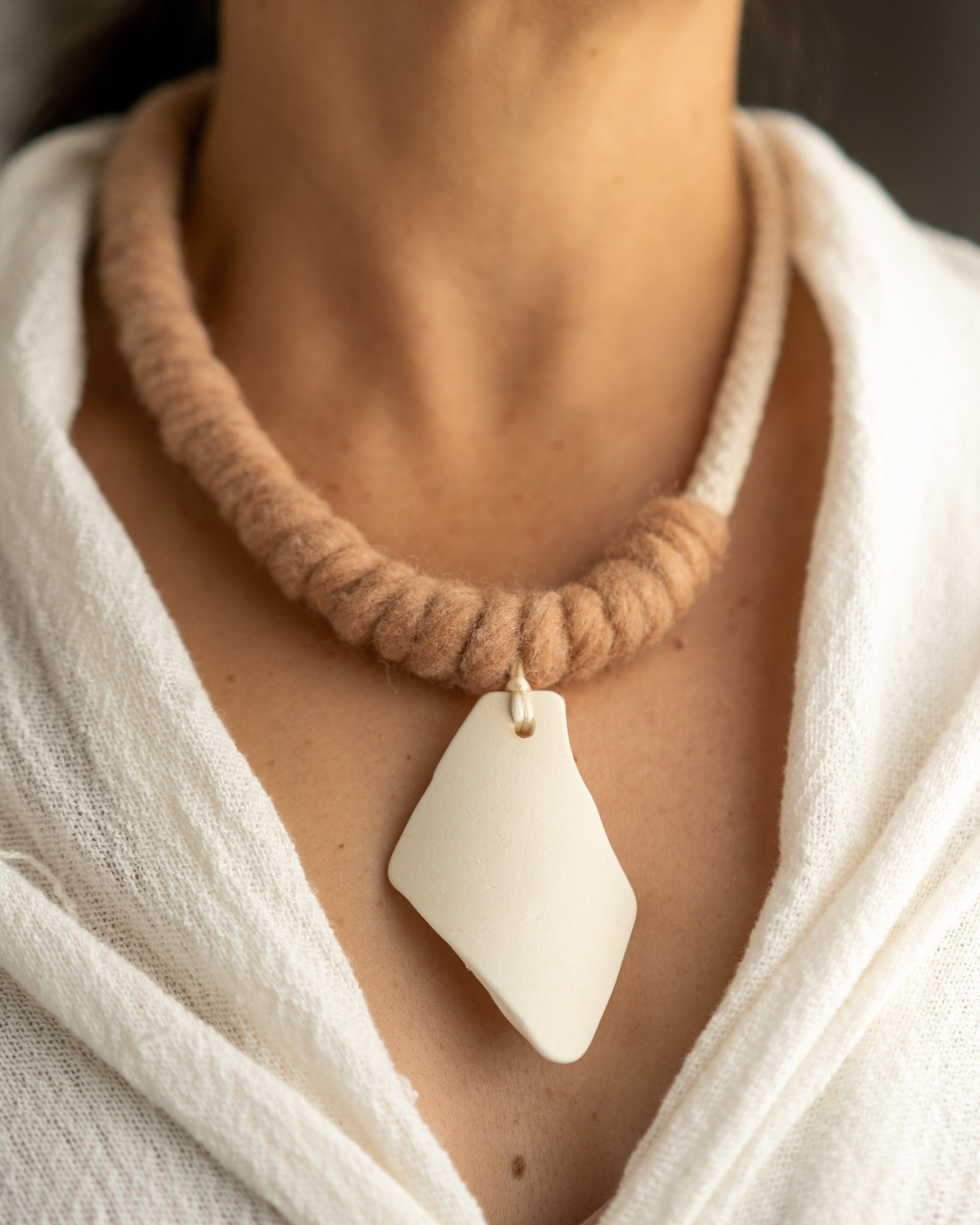 collar blanco collar blanco